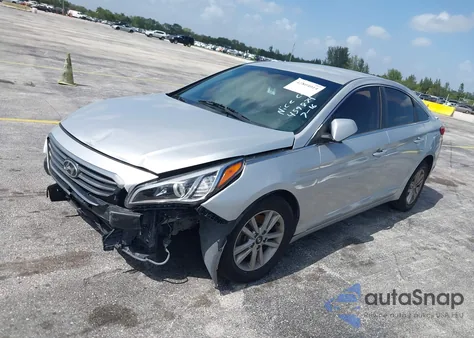 2017 Hyundai Sonata Se z USA, uszkodzony, nr VIN 5NPE24AF7HH459874
